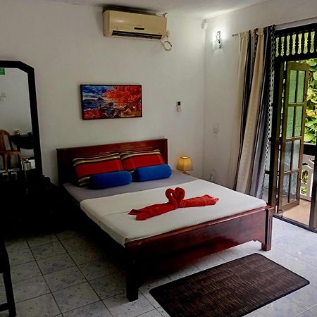 Green Turf Galle Exterior foto